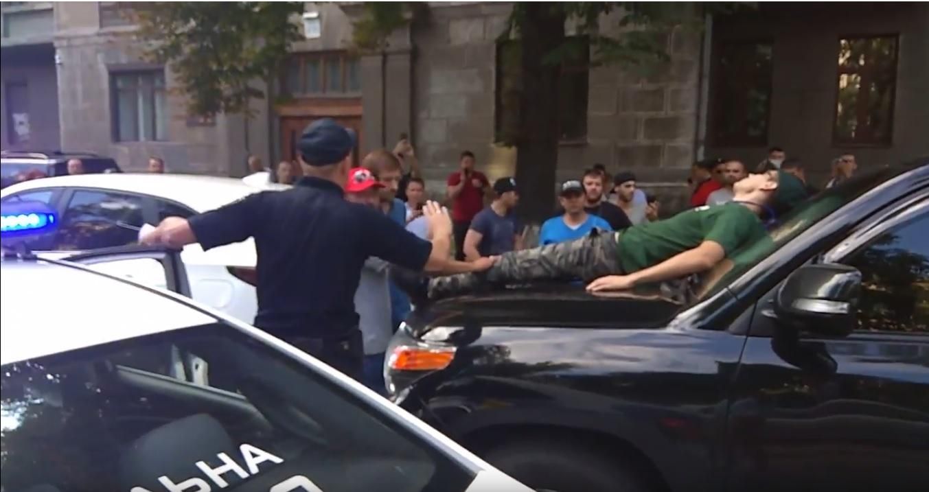 ДТП с машиной Пинзеника под Радой: полиция открыла два уголовных производства