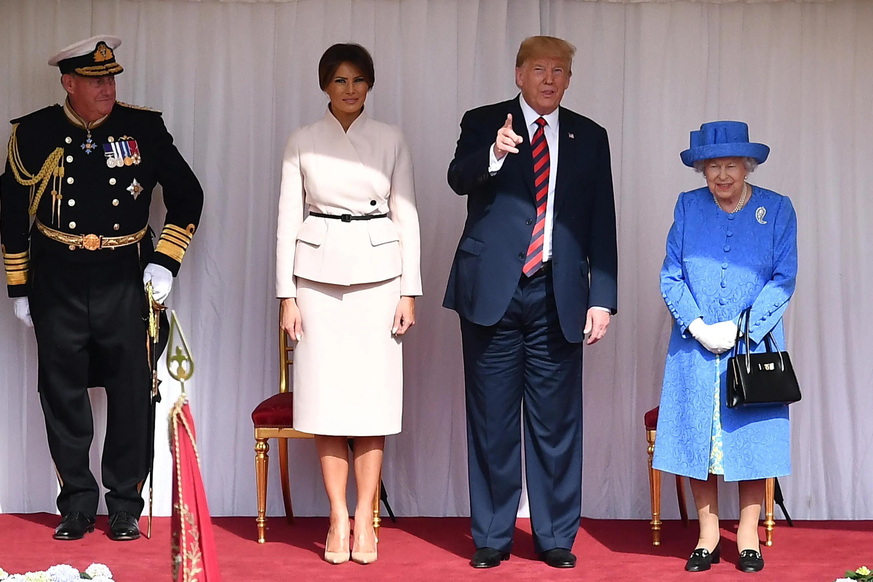 Дональд Трамп Меланія Королева Єлизавета ІІ Дональд Трамп Меланія Королева Єлизавета ІІ