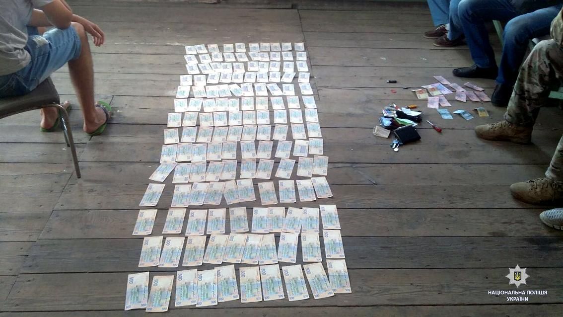 Встиг продати понад тисячу одиниць: екс-військовий збув чималу партію зброї Встиг продати понад тисячу одиниць: екс-військовий збув чималу партію зброї