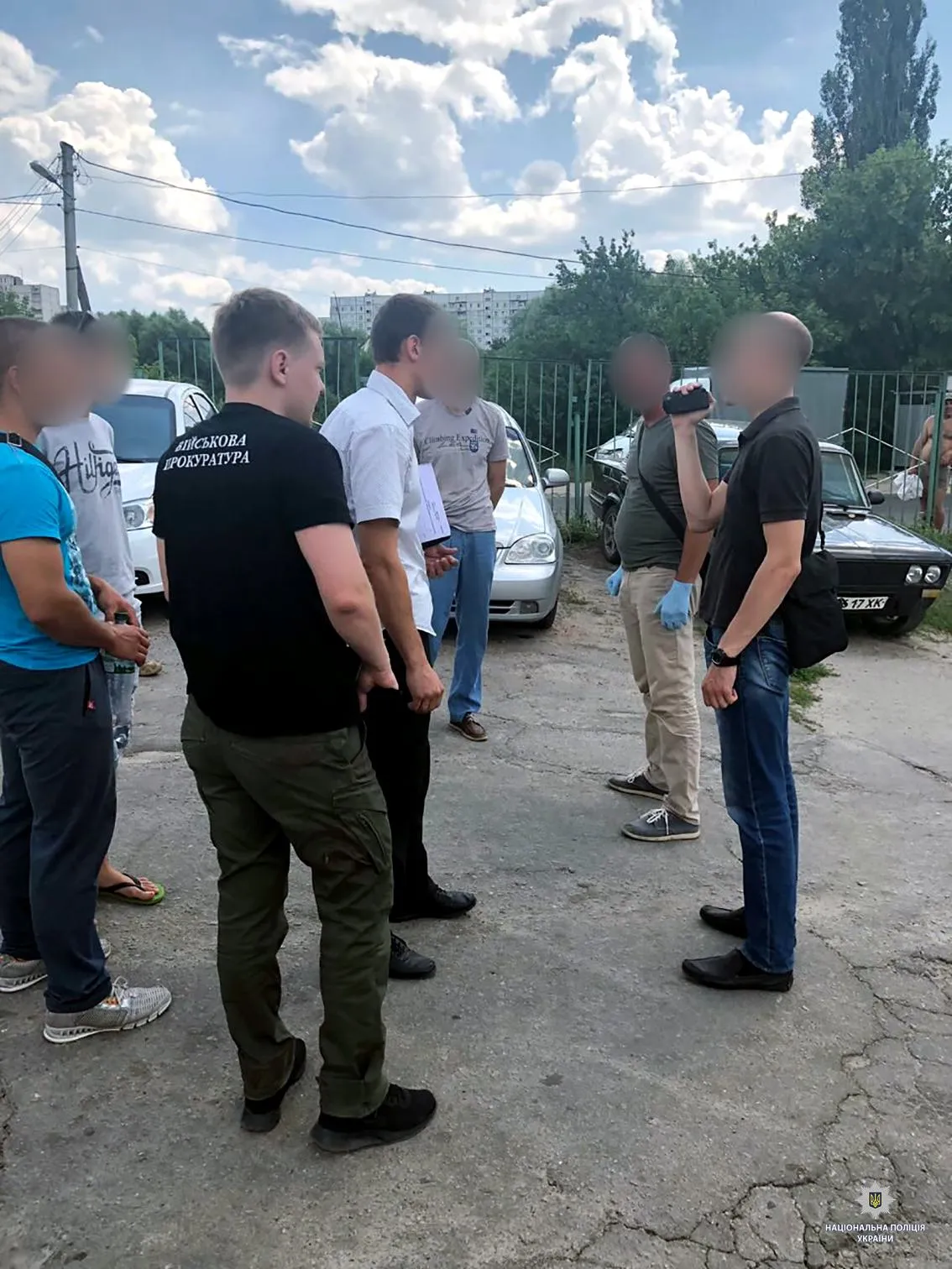 військовий Харків зброя військовий Харків зброя