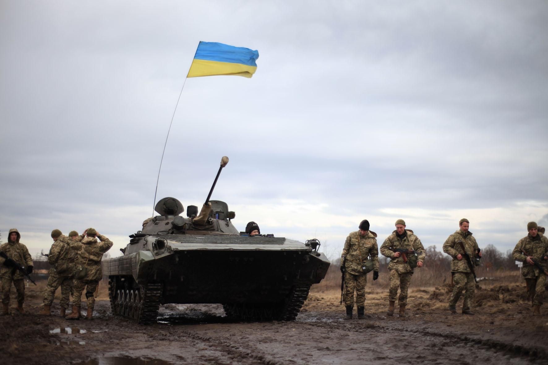 Проросійські бойовики зухвало обстрілюють позиції ЗСУ: один український воїн отримав поранення