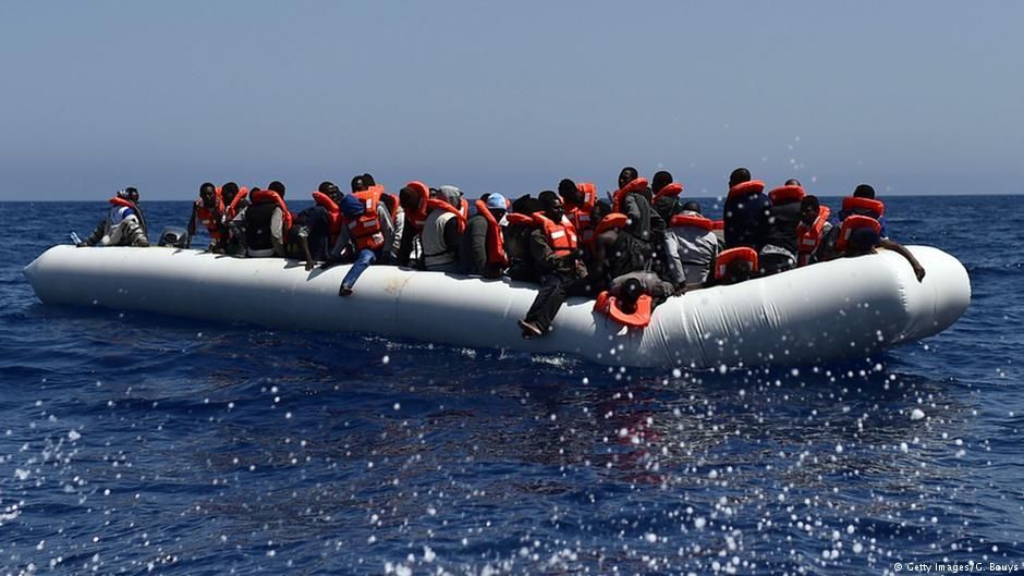 Уряд Італії просить ЄС прийняти 450 врятованих у Середземному морі мігрантів