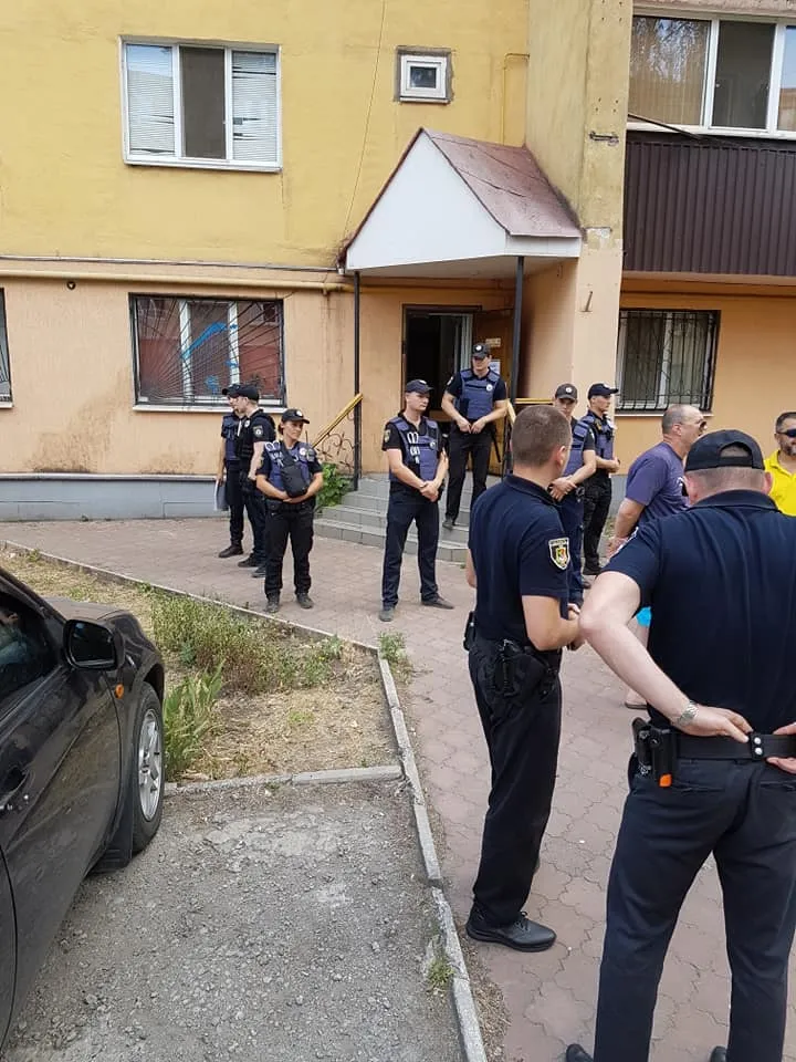 Правий сектор, Кривий Ріг, зеленка, Комуністична партія, комуністи, Дніпропетровщина Правий сектор, Кривий Ріг, зеленка, Комуністична партія, комуністи, Дніпропетровщина