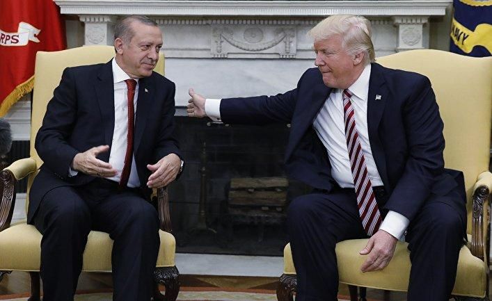 Перед зустріччю з Путіним Трамп розмовляв з Ердоганом