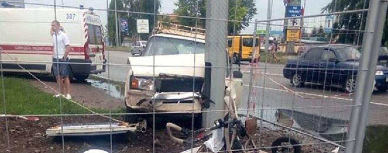 У Харкові обрали запобіжний захід для водія, який збив дитину у візочку У Харкові обрали запобіжний захід для водія, який збив дитину у візочку