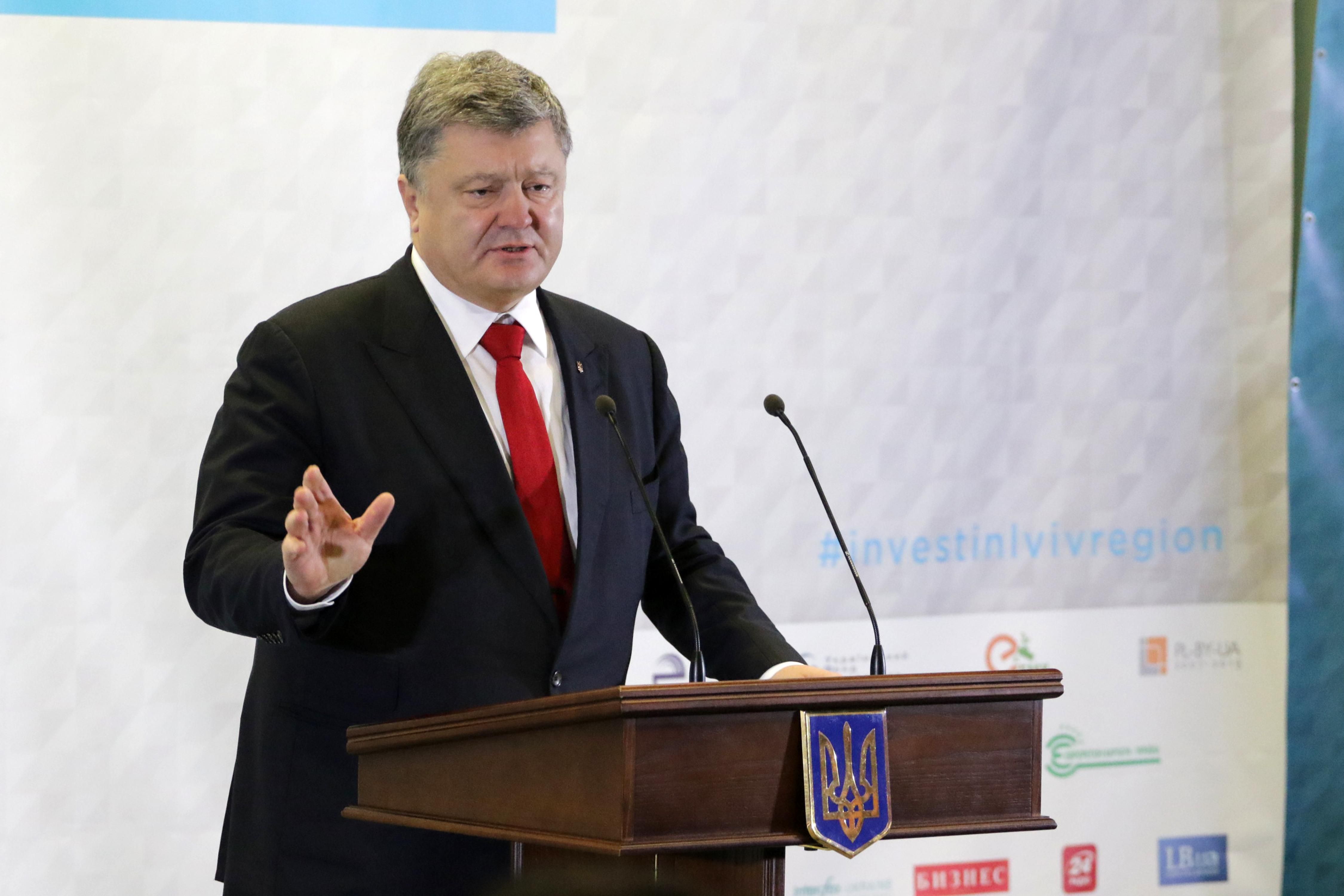 Порошенко відреагував на зустріч Трампа з Путіним Порошенко відреагував на зустріч Трампа з Путіним