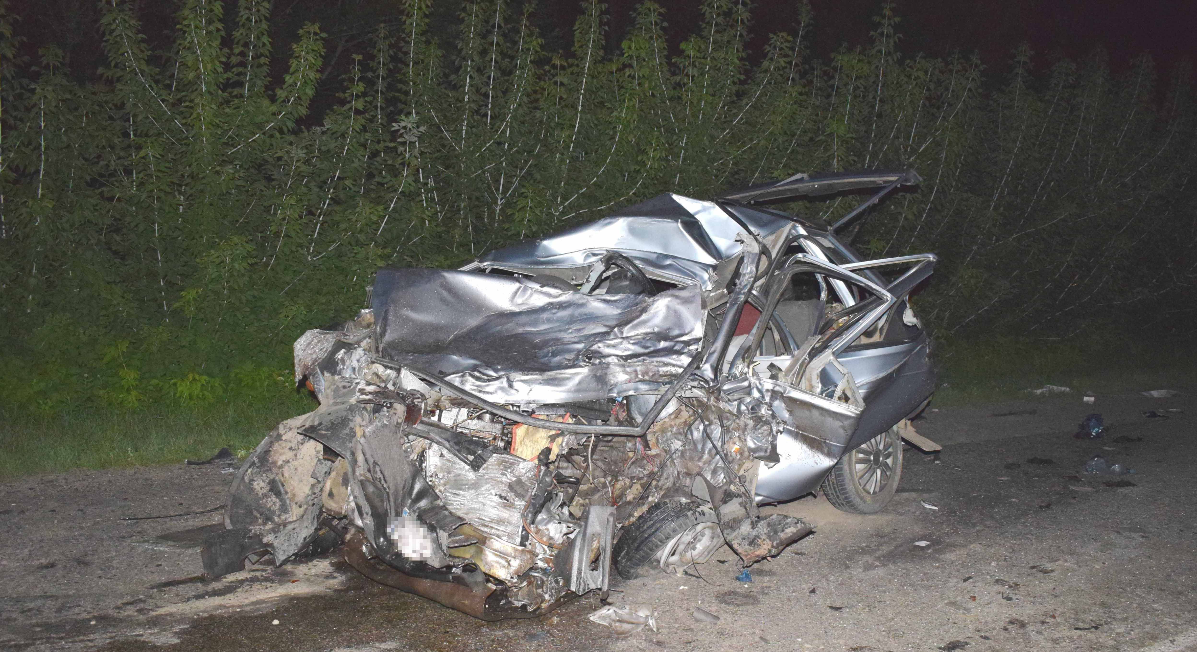 В Винницкой области произошло смертельное ДТП: жуткие фото В Винницкой области произошло смертельное ДТП: жуткие фото