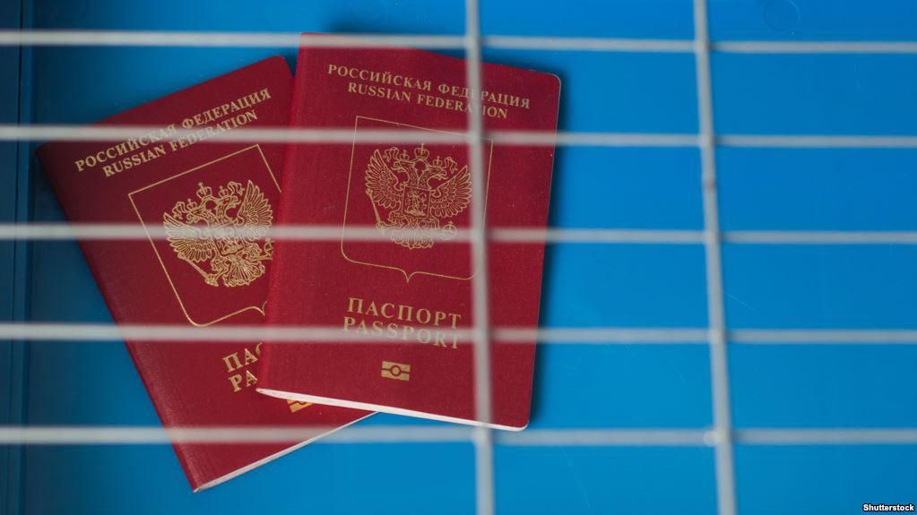 З Фінляндії хочуть депортувати подружжя кримчан через їхні російські паспорти