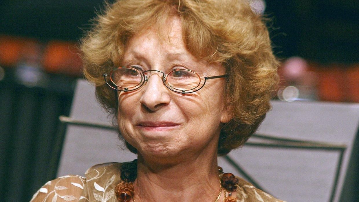 Крым принадлежит Украине, а Россия его украла, – Лия Ахеджакова Крым принадлежит Украине, а Россия его украла, – Лия Ахеджакова