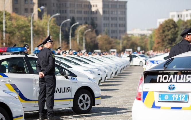 У Києві поліція посилено патрулює потенційні вогневі точки терористів, – Луценко