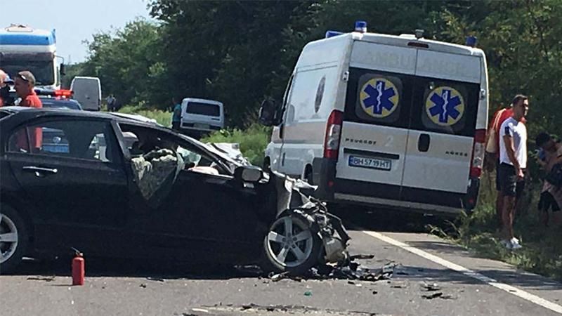 Смертельна ДТП на Одещині: поліція розслідує обставини аварії Смертельна ДТП на Одещині: поліція розслідує обставини аварії
