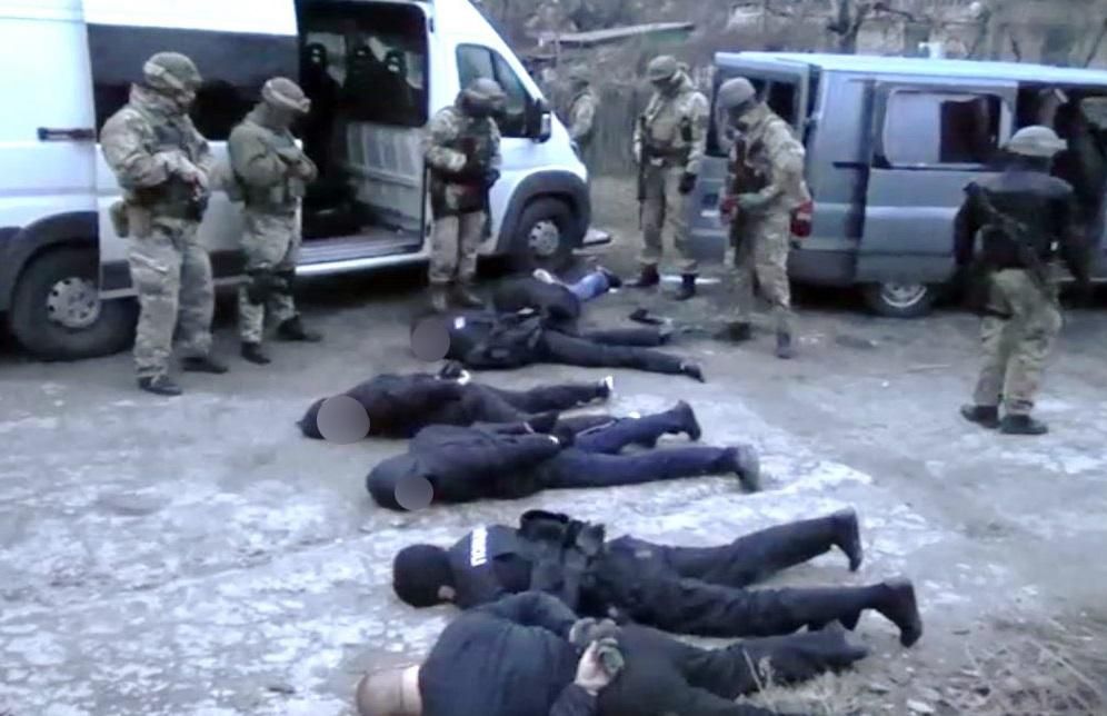 Правоохранители разоблачили группу фейковых полицейских, совершавших разбой в разных областях Правоохранители разоблачили группу фейковых полицейских, совершавших разбой в разных областях