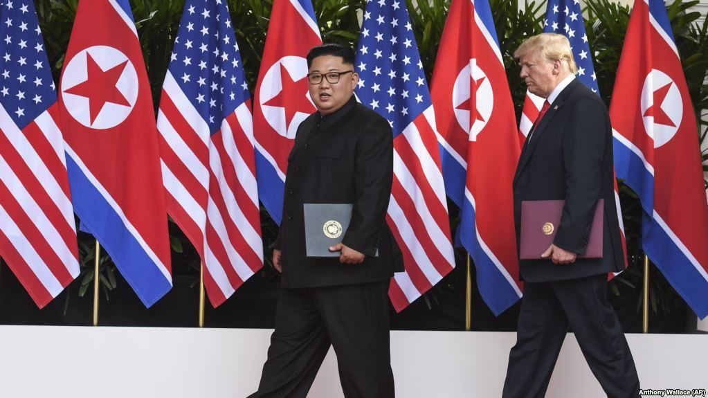 Президент США Дональд Трамп написав листа лідеру КНДР Кім Чен Ину Президент США Дональд Трамп написав листа лідеру КНДР Кім Чен Ину