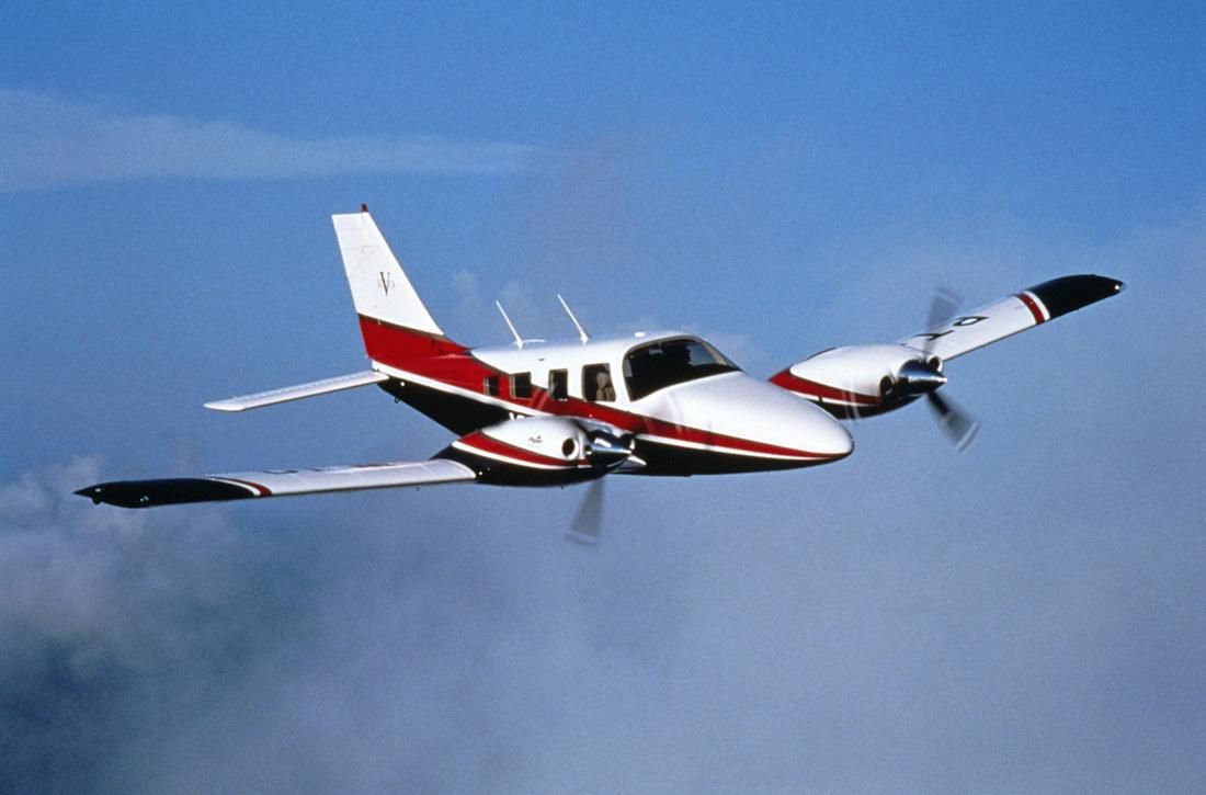 В горах Швейцарії розбився легкомоторний літак: загинула сім'я з чотирьох осіб В горах Швейцарії розбився легкомоторний літак: загинула сім'я з чотирьох осіб