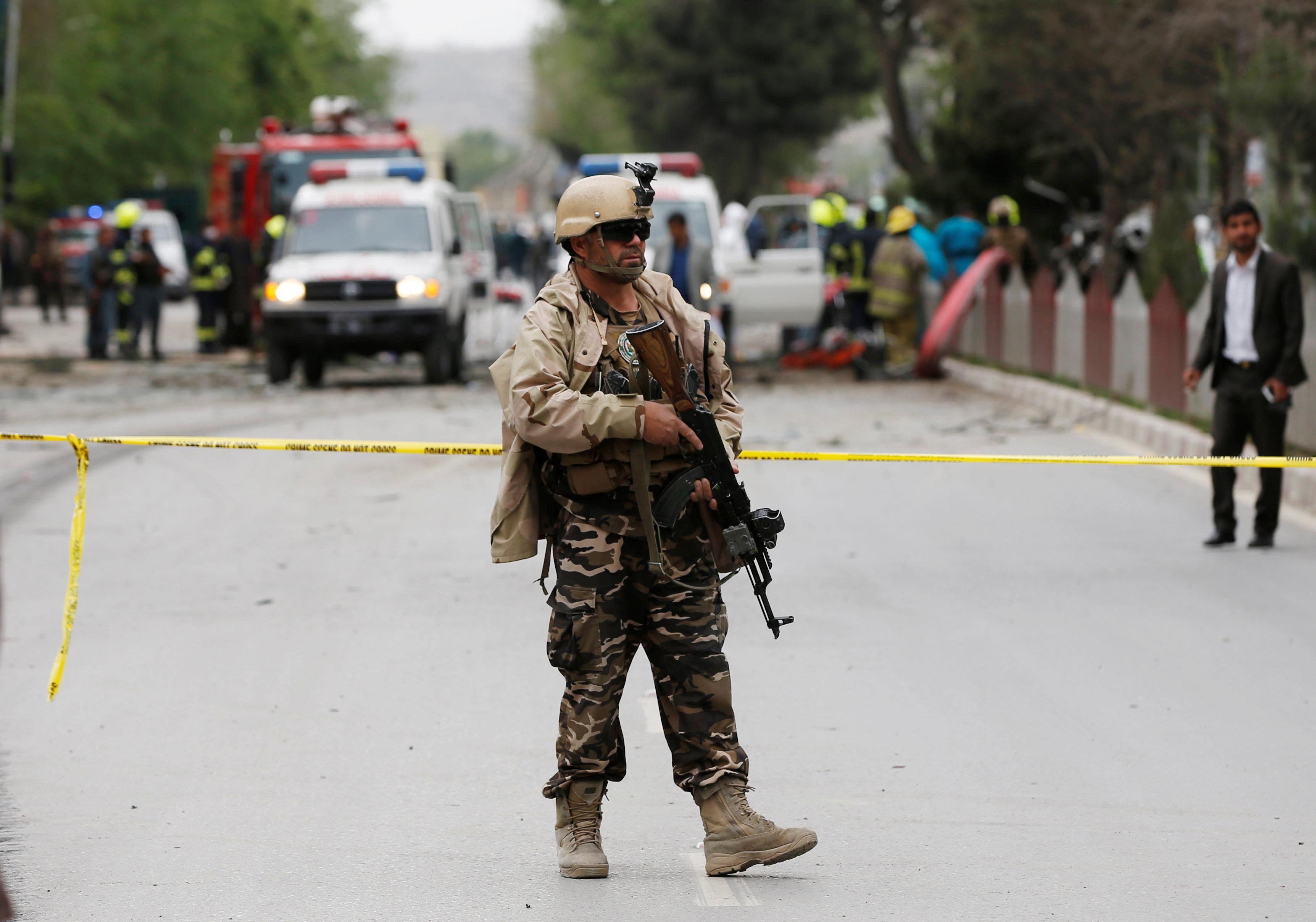 В Афганистане террорист-смертник убил трех членов миссии НАТО