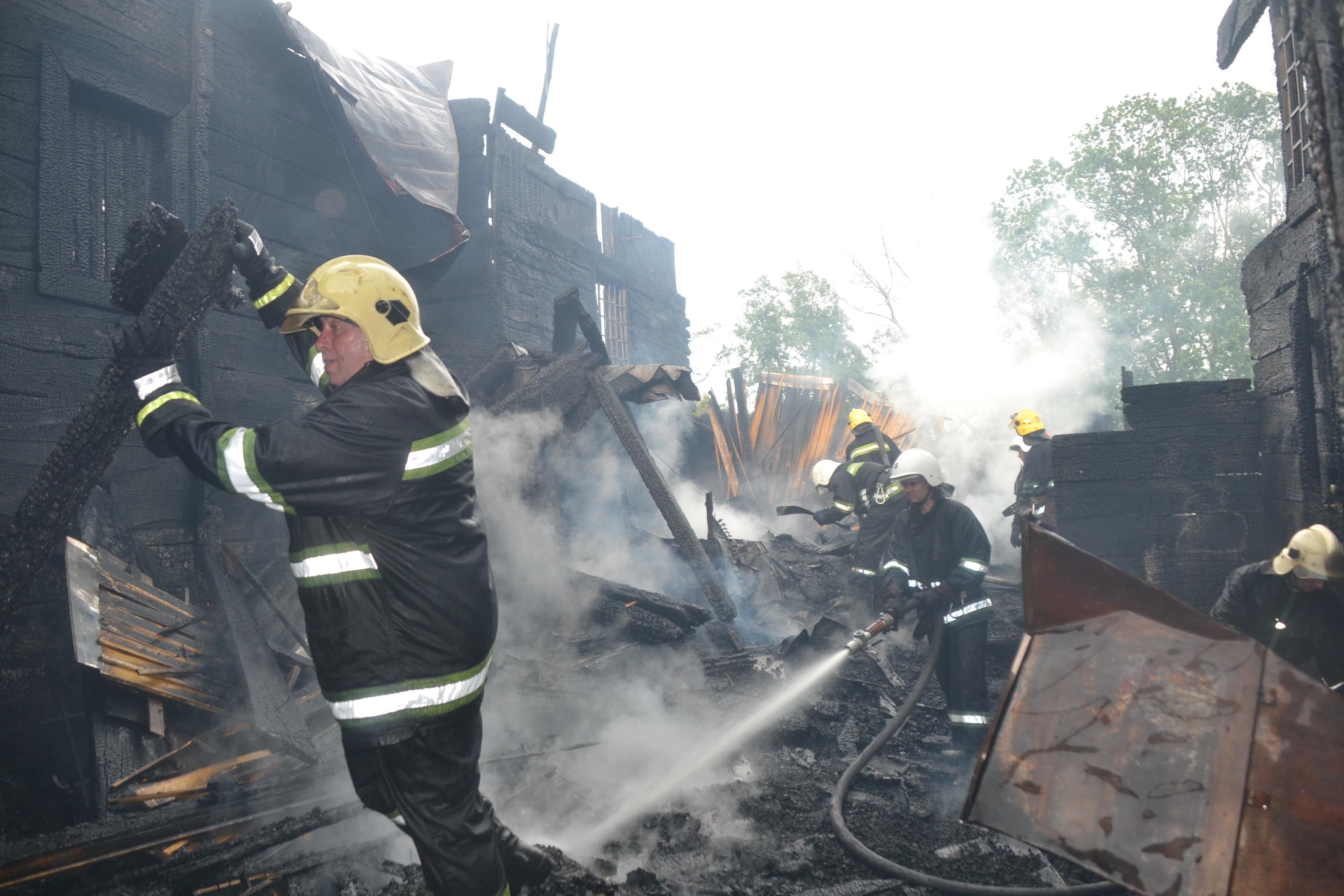 На Львівщині горіла дерев'яна церква XVIII століття На Львівщині горіла дерев'яна церква XVIII століття