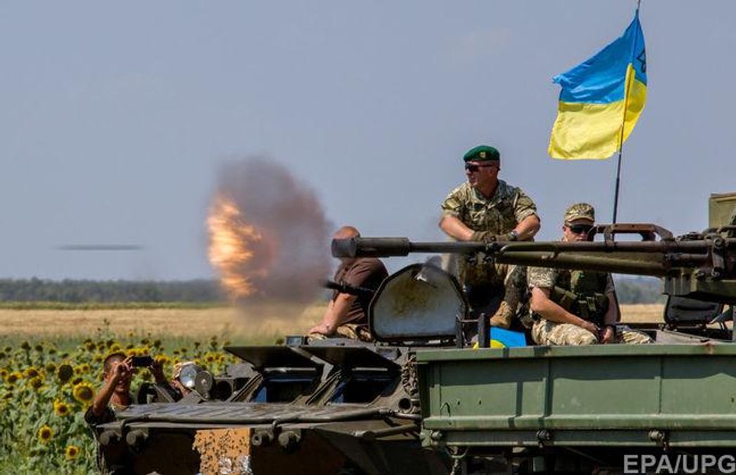 Бойовики гатять із важкого озброєння, троє українських захисників поранені Бойовики гатять із важкого озброєння, троє українських захисників поранені