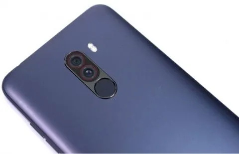 Pocophone F1 Pocophone F1