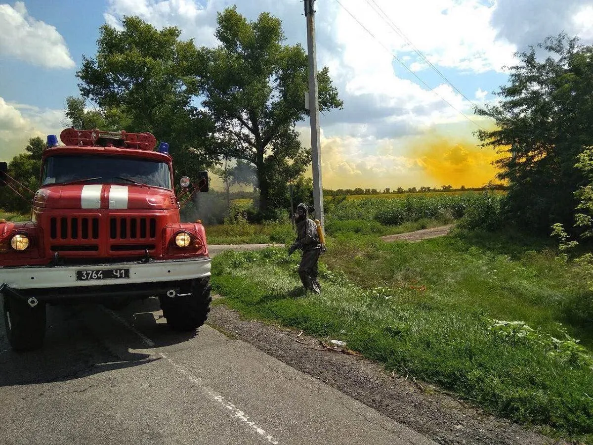 Азотна кислота витік Дніпро ДСНС надзвичайні ситуації Азотна кислота витік Дніпро ДСНС надзвичайні ситуації