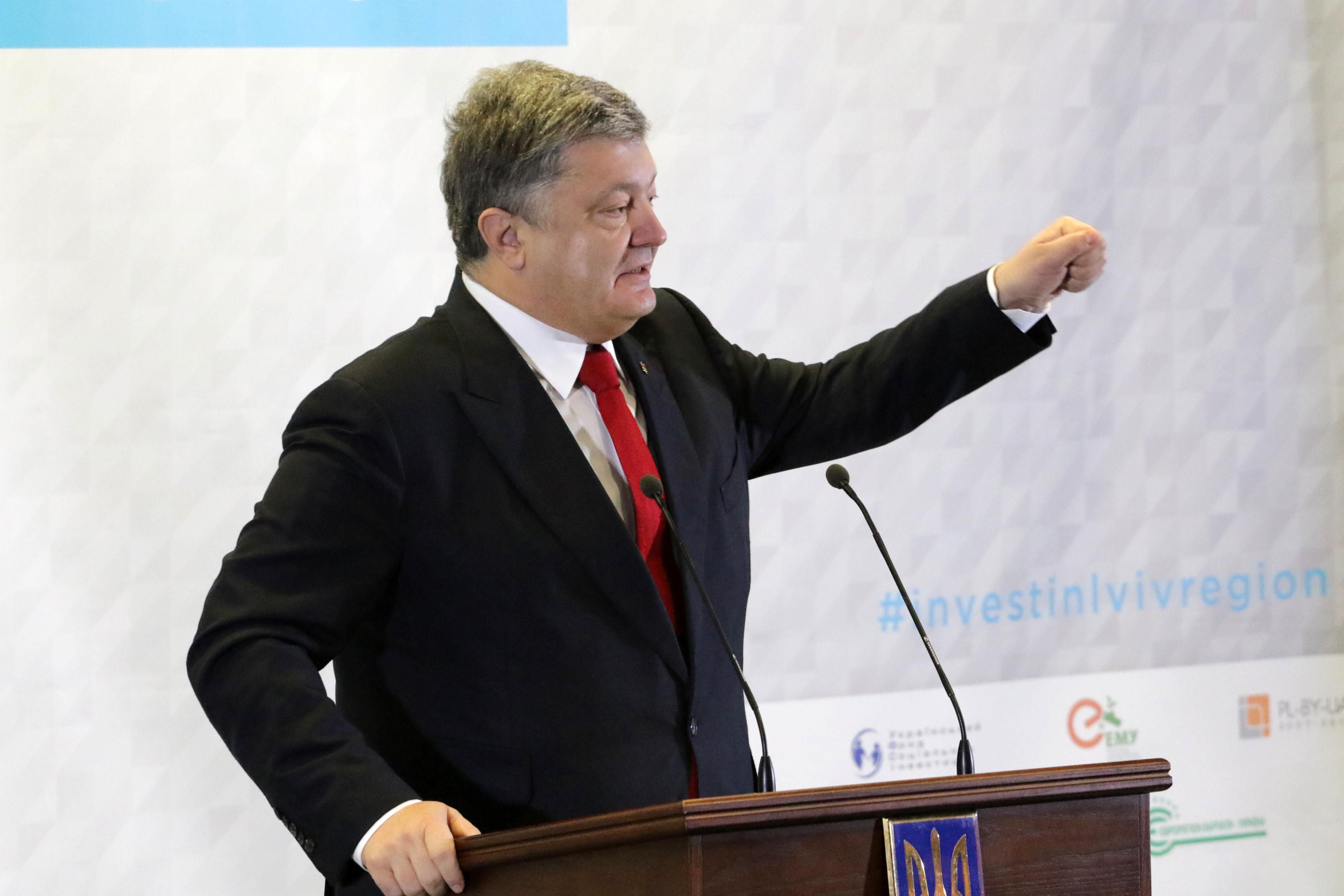 10 років тому російська агресивна машина розкрила свою справжню сутність, – Порошенко 10 років тому російська агресивна машина розкрила свою справжню сутність, – Порошенко