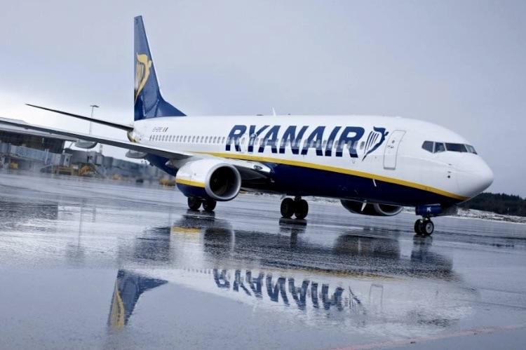  Ryanair скасувала 20 рейсів через страйк працівників