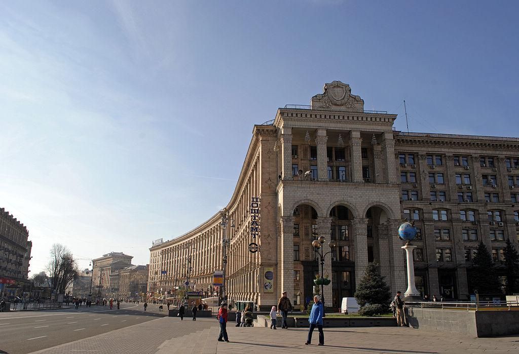 Пішохідну зону Хрещатика хочуть продовжити Пішохідну зону Хрещатика хочуть продовжити