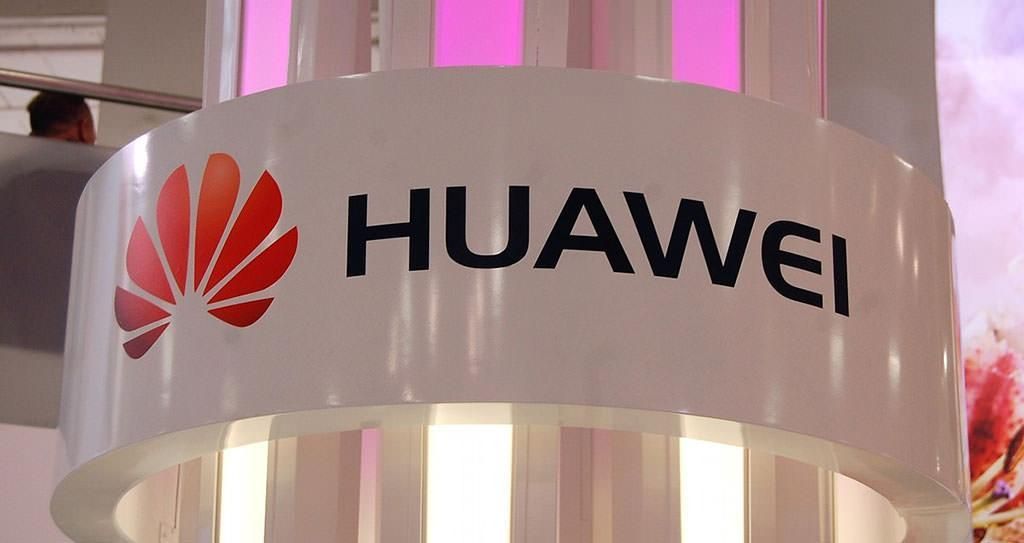 Смартфон Huawei Mate 20 Pro получит рекордно большую батарею