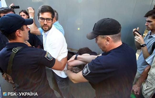 Бунт "Торнадо" в СИЗО: произошла стычка с участием сотрудника Минюста Бунт "Торнадо" в СИЗО: произошла стычка с участием сотрудника Минюста