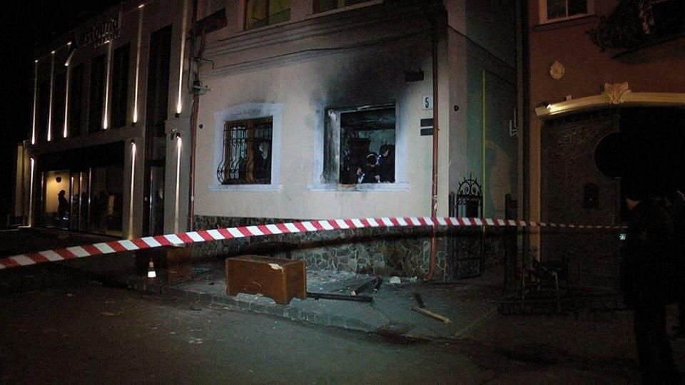 СБУ затримала підозрюваного в організації підриву спілки угорців в Ужгороді СБУ затримала підозрюваного в організації підриву спілки угорців в Ужгороді