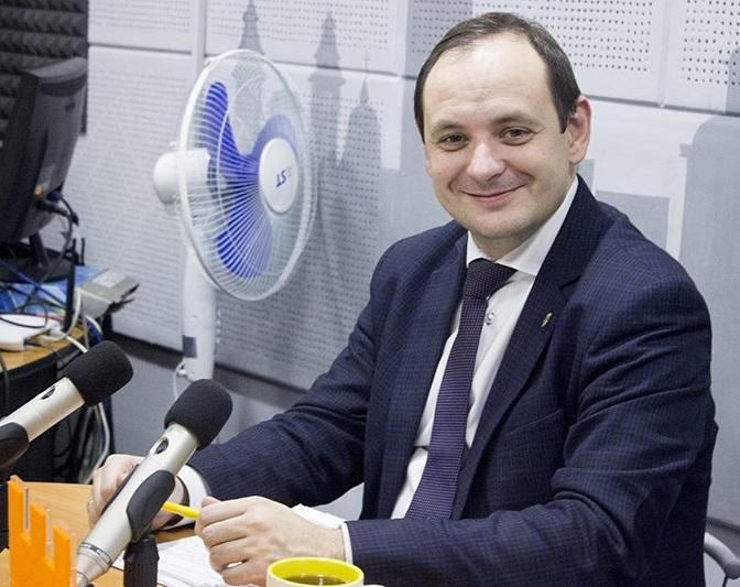 Мер Франківська Марцінків обматюкав суддів після футбольного матчу: відео 18+ Мер Франківська Марцінків обматюкав суддів після футбольного матчу: відео 18+