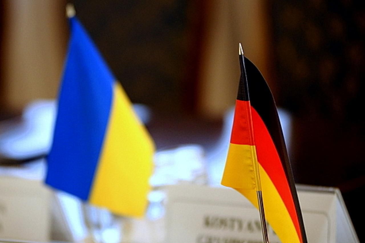 Неправомірно депортована українка повернулась до Німеччини