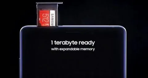 Samsung випустить карту пам'яті на 512 ГБ