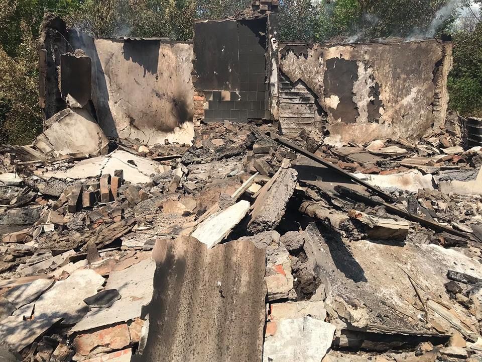 Окупанти обстріляли Південне: фото руїн Окупанти обстріляли Південне: фото руїн