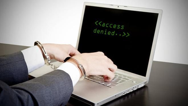 Росіян судитимуть не лише за меми, але й за їх опис Росіян судитимуть не лише за меми, але й за їх опис