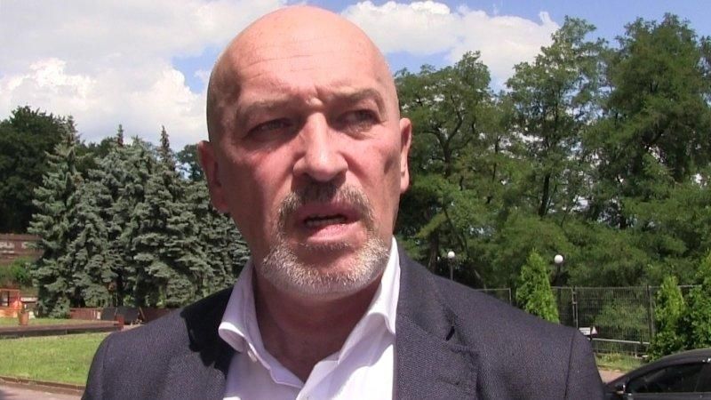 Чому ідея акредитації волонтерів для поїздок на Донбас не є вдалою: пояснення Туки