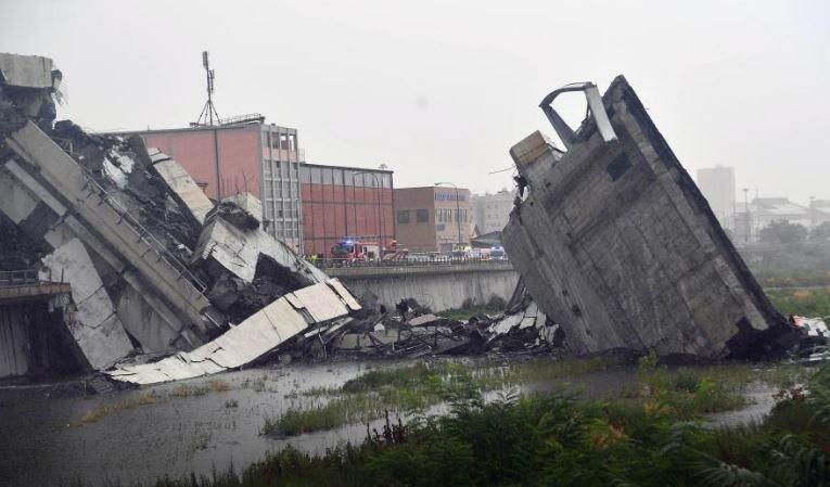 Обвал моста в Генуе: среди пострадавших есть украинцы