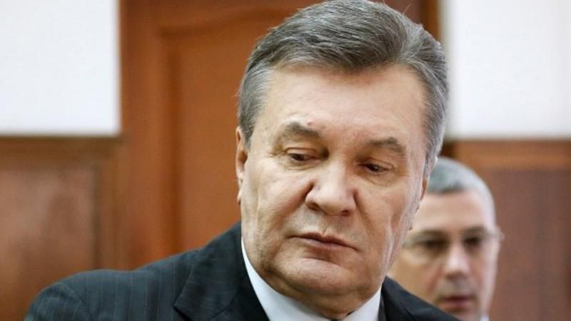 Адвокати Януковича влаштували бійку з поліцією у київському суді: відео