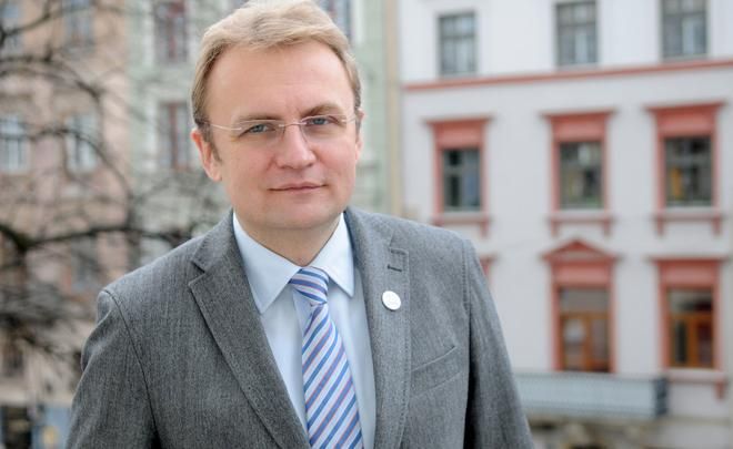 На початку осені озвучу свою чітку позицію, – Садовий про рішення йти у Президенти На початку осені озвучу свою чітку позицію, – Садовий про рішення йти у Президенти