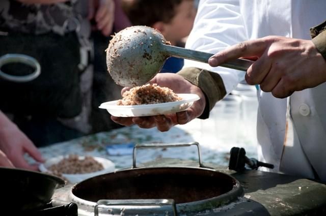 Військова найманка, яка готувала їжу для бойовиків, здалася правоохоронцям Військова найманка, яка готувала їжу для бойовиків, здалася правоохоронцям
