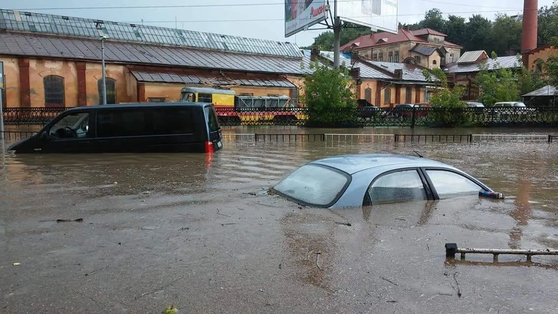 Львів негода злива 