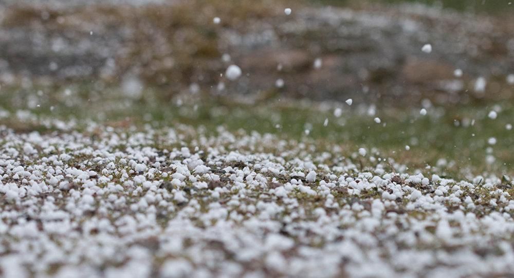 Как бушует непогода по всей Европе: потрясающие видео Как бушует непогода по всей Европе: потрясающие видео