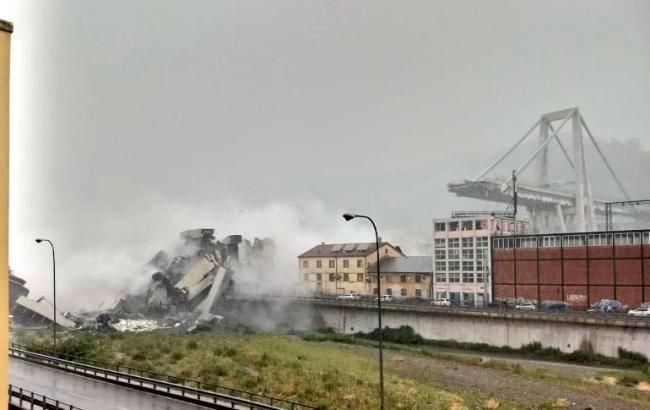 Обвал мосту в Генуї: під завалами знайдено ще одне авто із загиблими 