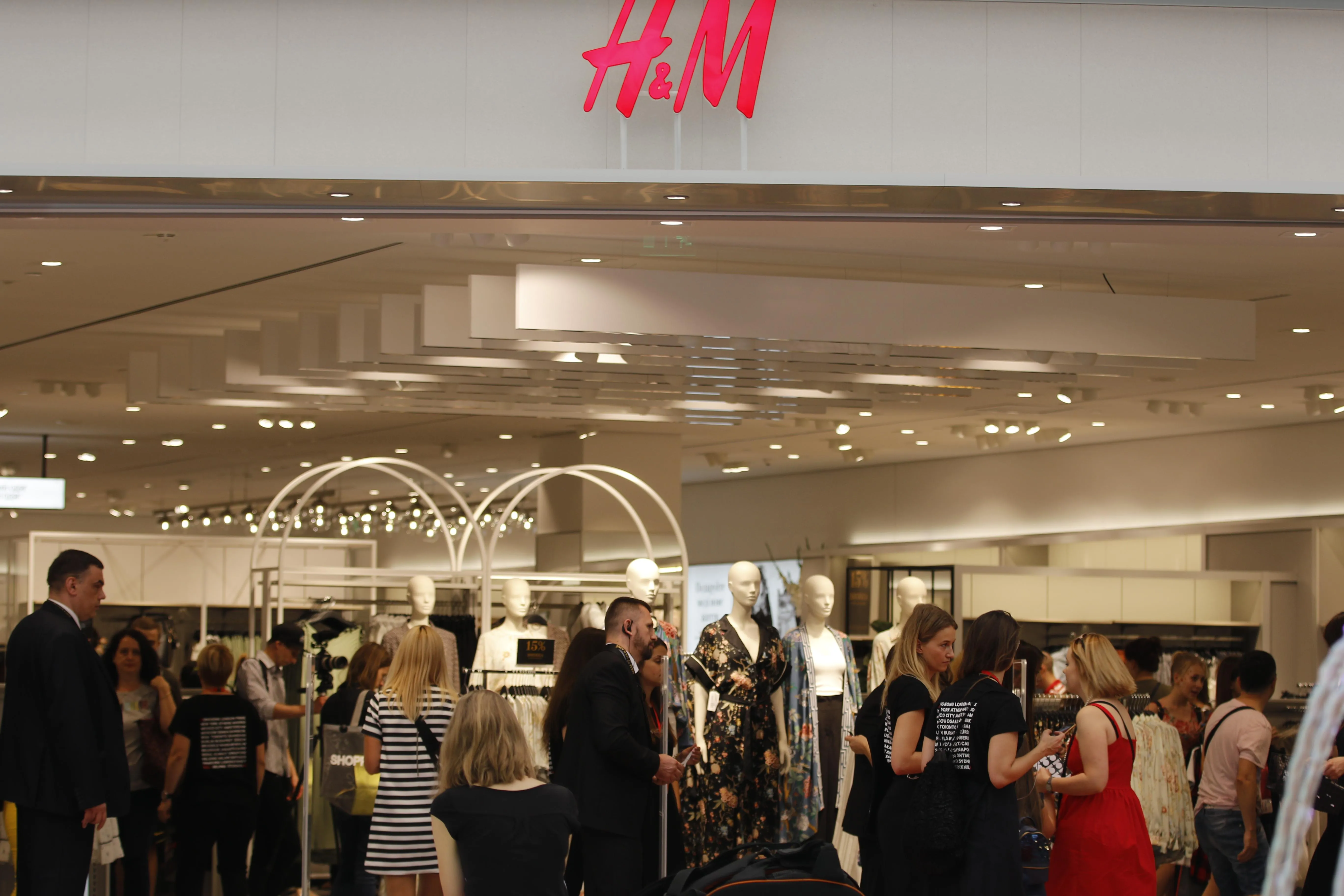 Відкриття магазину H&M в Києві: 