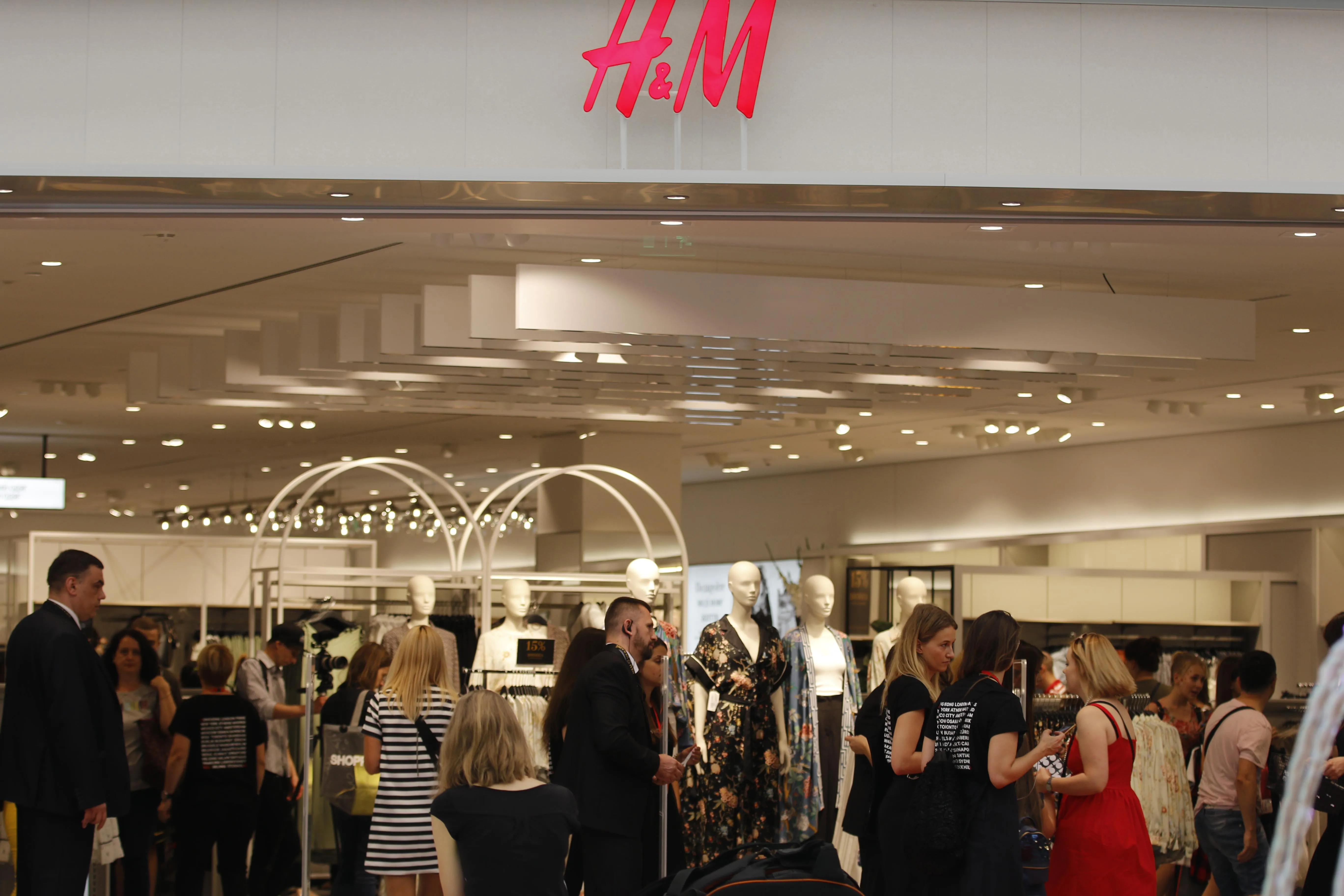 Відкриття магазину H&M в Києві: Відкриття магазину H&M в Києві: