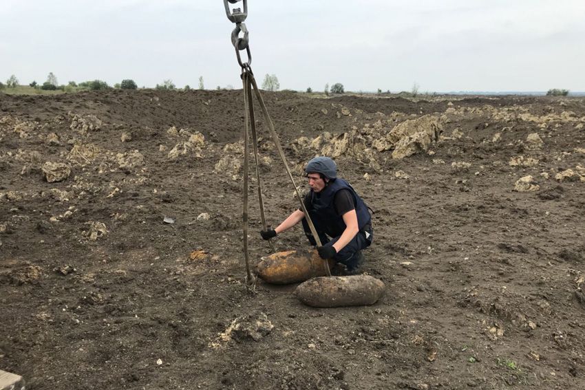 На Хмельниччині виявили та знешкодили три авіабомби