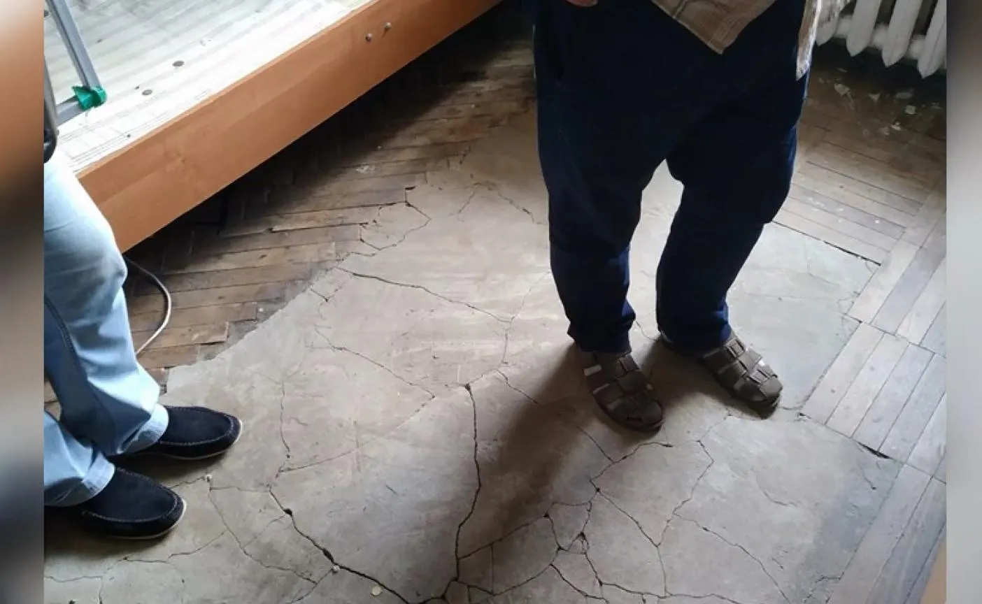 Підлога в кімнаті Підлога в кімнаті