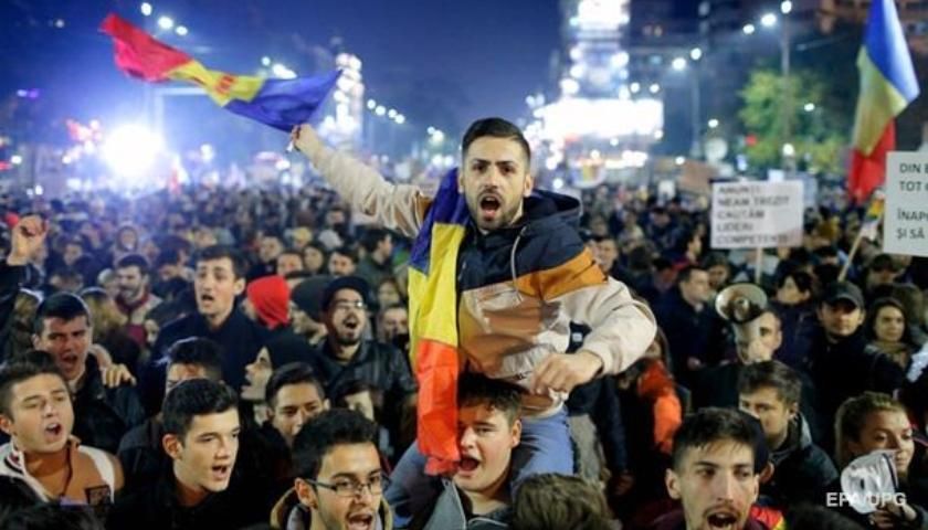 Помер перший постраждалий під час антиурядових протестів у Румунії Помер перший постраждалий під час антиурядових протестів у Румунії