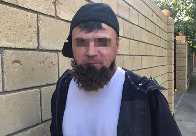 В Одесі поліція затримала кілера-невдаху, в якого відклеїлась борода: фото В Одесі поліція затримала кілера-невдаху, в якого відклеїлась борода: фото