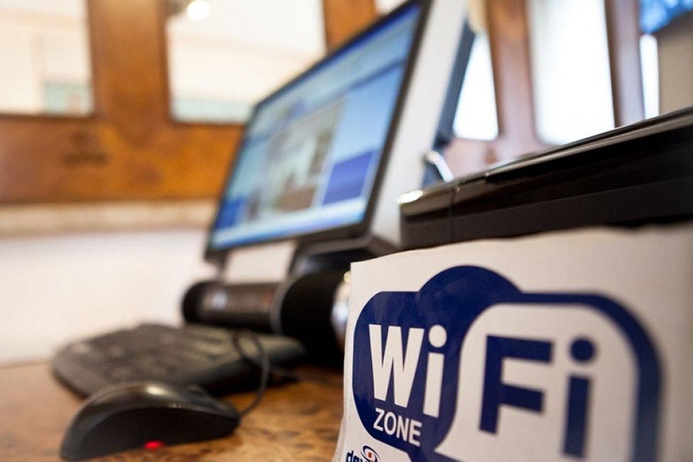 Одеський губернатор пропонує прийняти закон, щоб забезпечити всі школи інтернетом і Wi-Fi