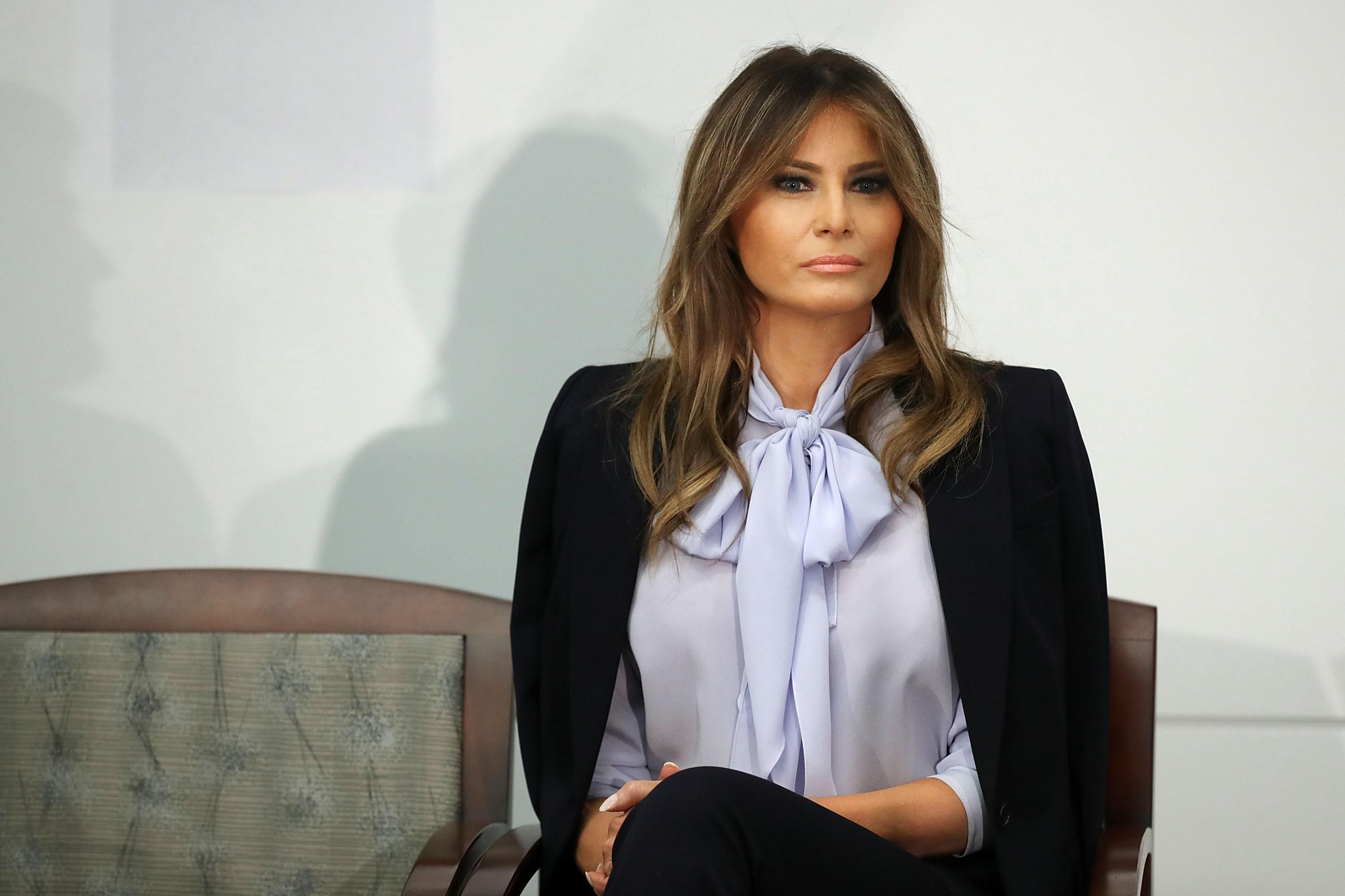 Мелания Трамп в элегантном образе осудила социальные сети: подробности
